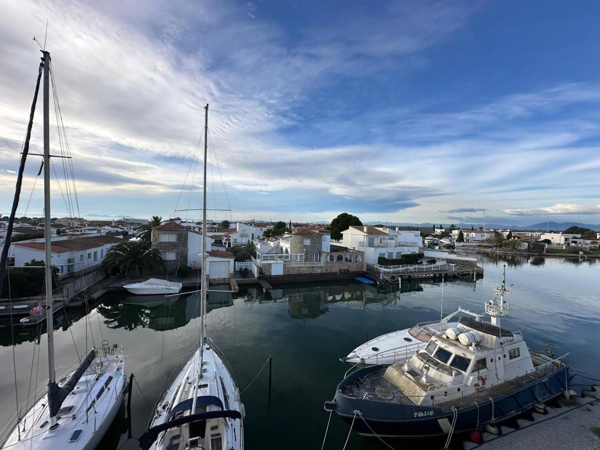 Apartamento En Roses Con Vistas Al Canal Y Piscina Av-52 Dış mekan fotoğraf