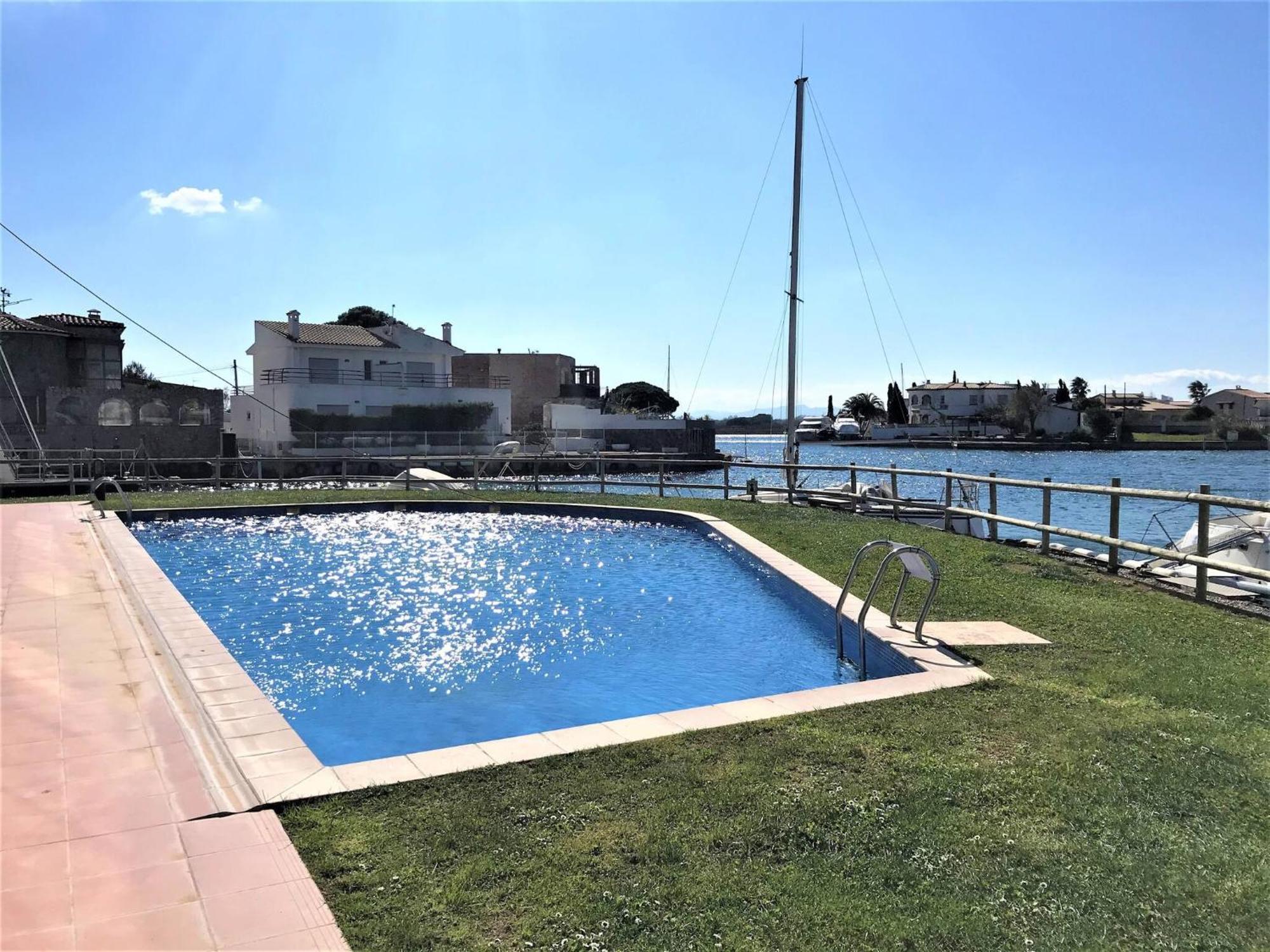 Apartamento En Roses Con Vistas Al Canal Y Piscina Av-52 Dış mekan fotoğraf