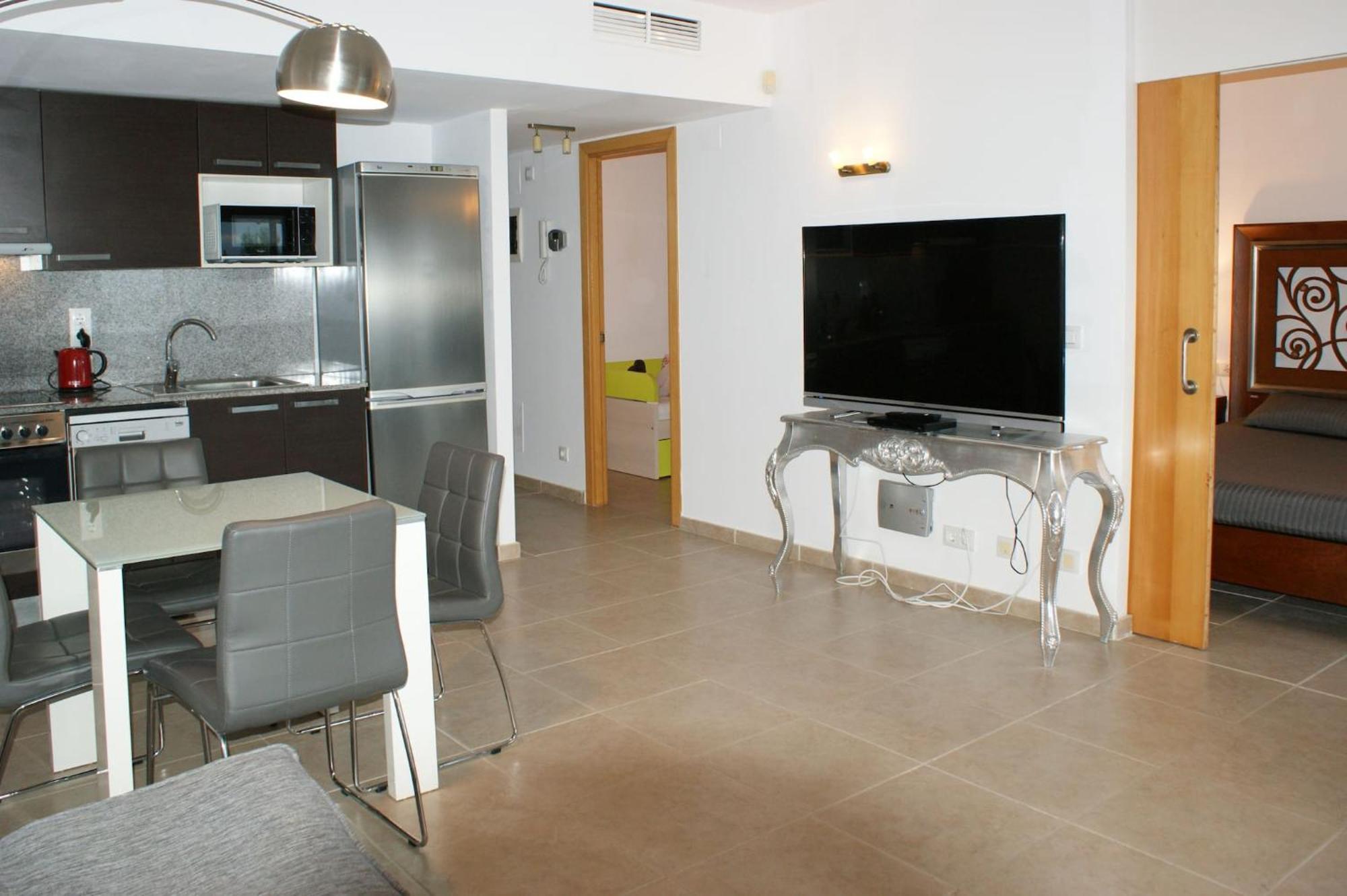 Apartamento En Roses Con Vistas Al Canal Y Piscina Av-52 Dış mekan fotoğraf