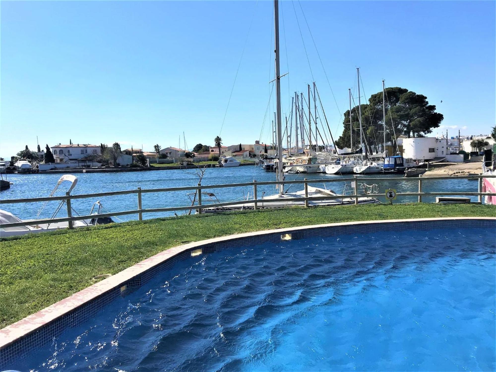 Apartamento En Roses Con Vistas Al Canal Y Piscina Av-52 Dış mekan fotoğraf